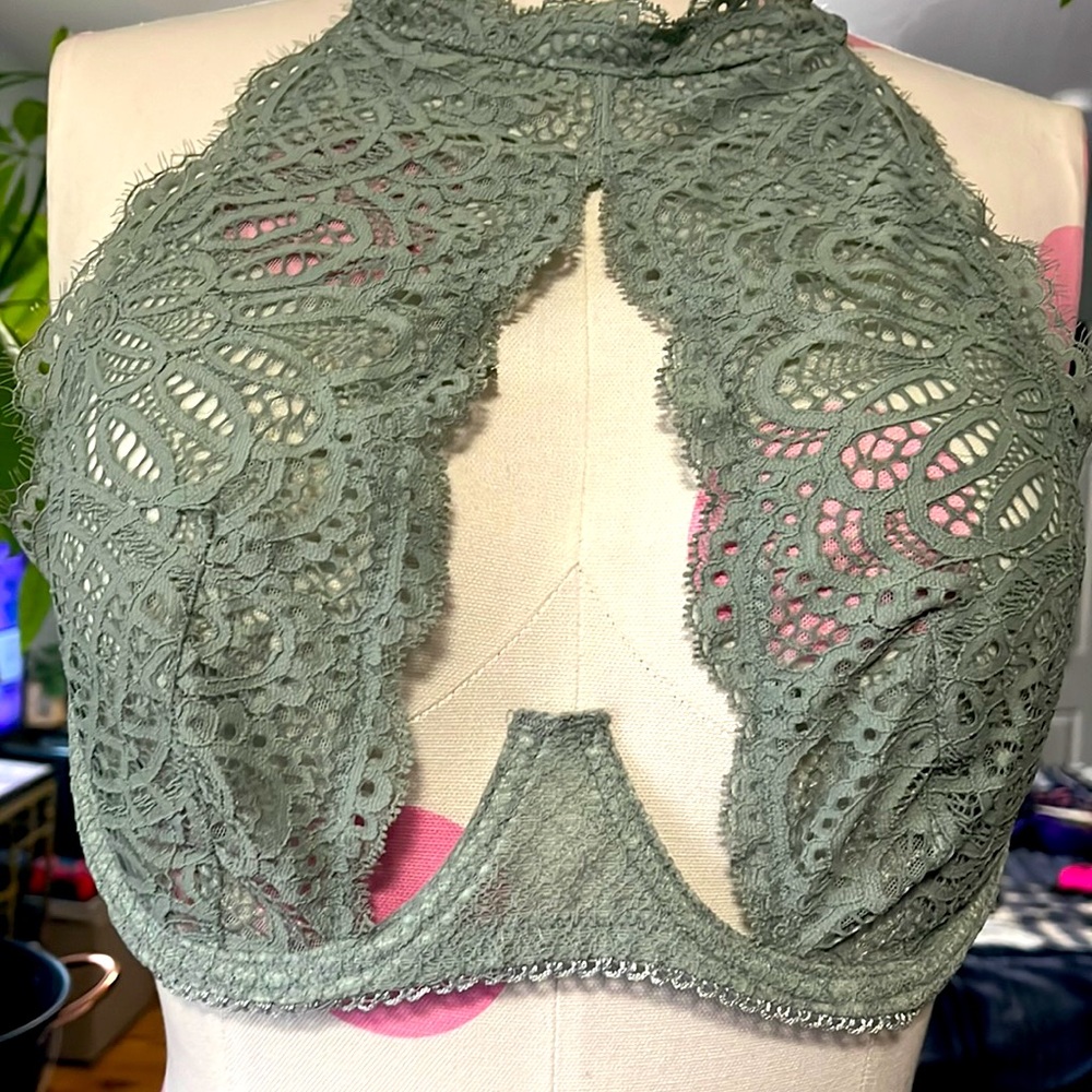 Bra
